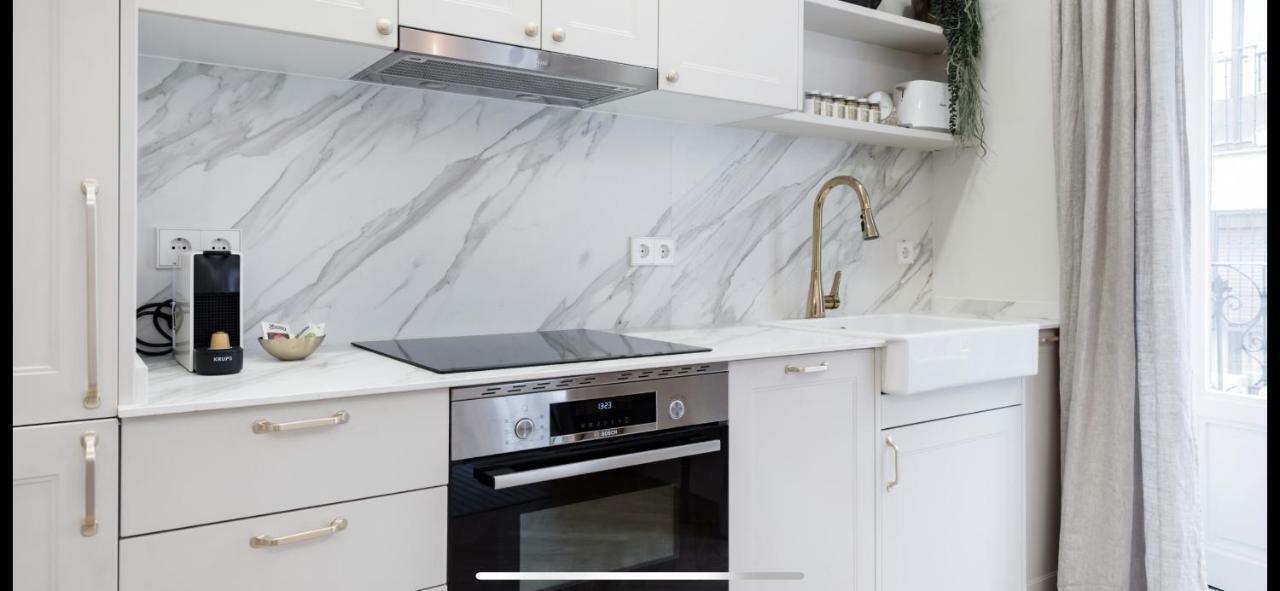 מדריד Amazing And New Apartment Five Minutes From Gran Via מראה חיצוני תמונה